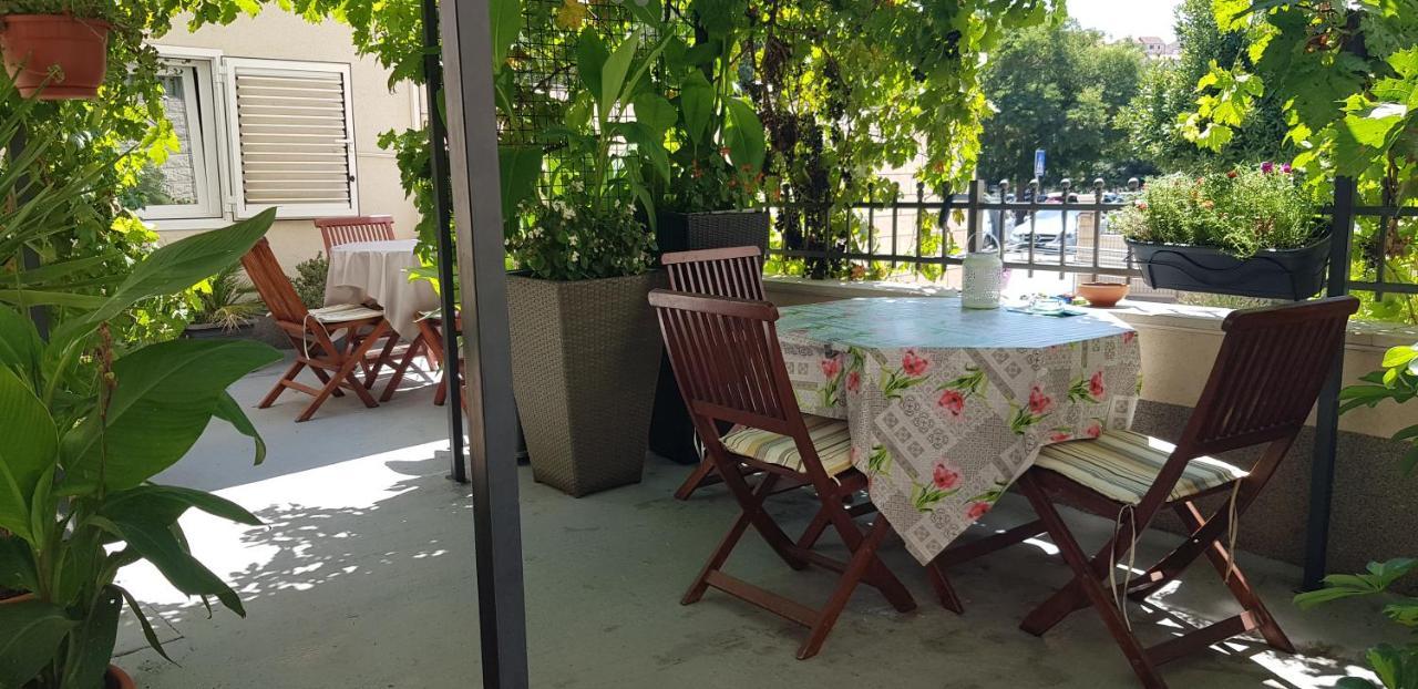 Apartments Dalia House Đảo Hvar Ngoại thất bức ảnh